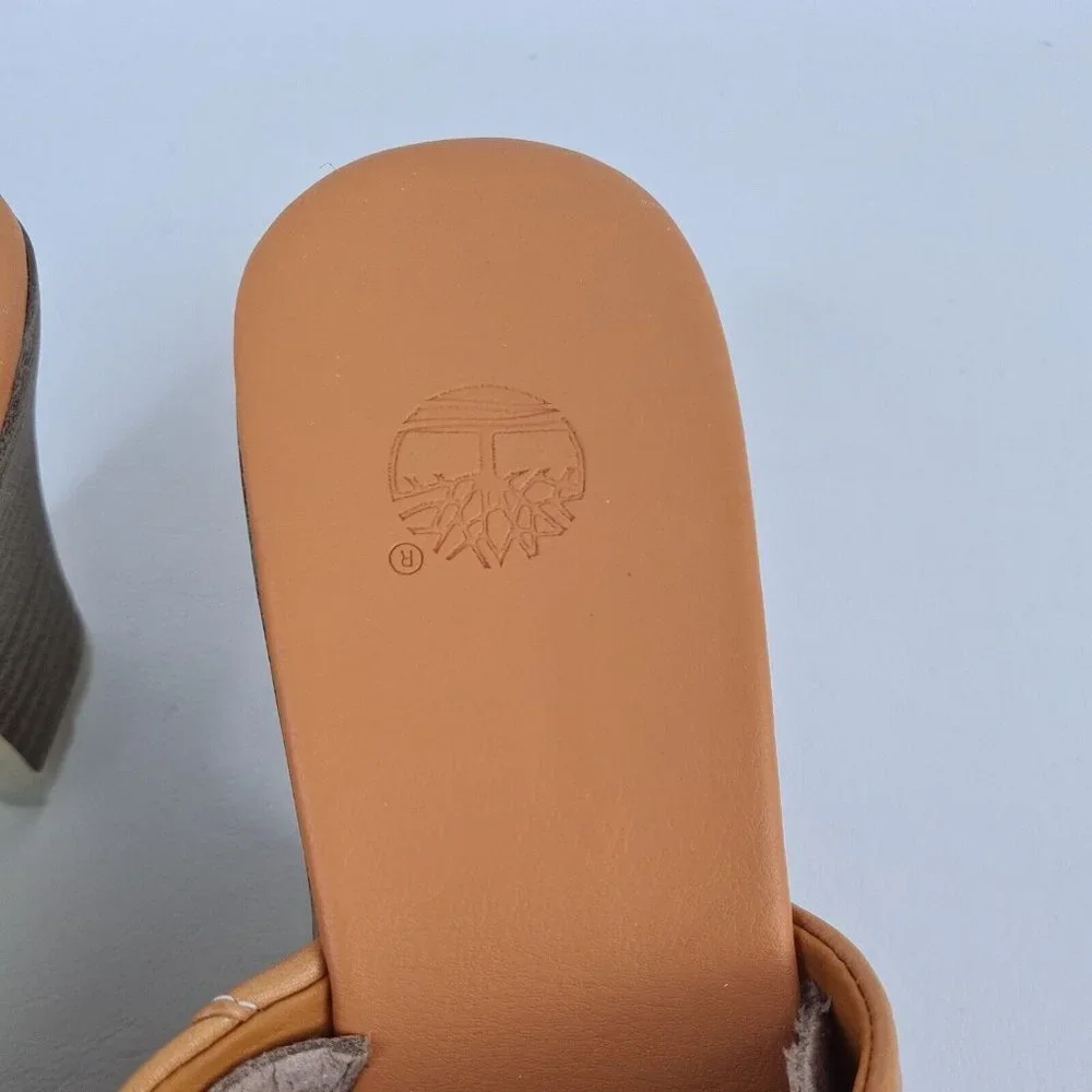 Timberland Tan and Cream Slide Heel Mule With Box Sz 8